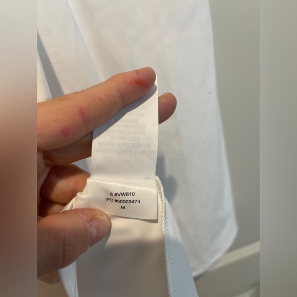 Vuori White Tennis Dress w/ Built-In Shorts Size Medium - Picture 6 of 9